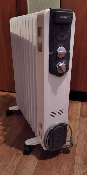 Масляной обогреватель Scarlett 2500W
