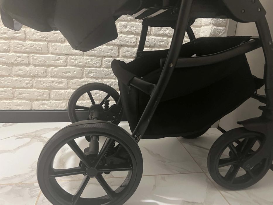 Продам  коляска  bair rio  2 в 1.