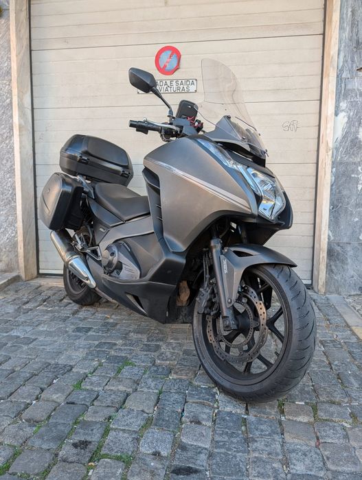 Honda Integra 700cc