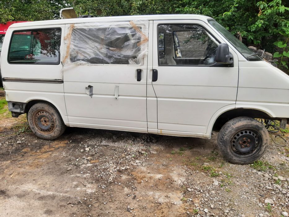 Karoseria Volkswagen t4 2.5 caravella
