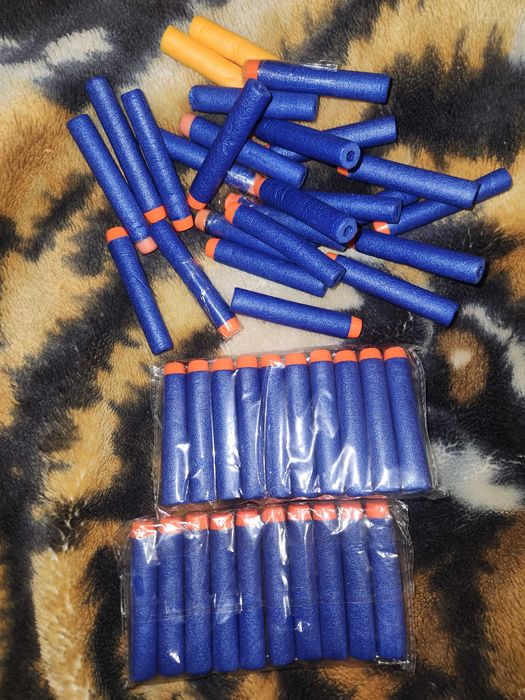 Бластер Nerf Modulus Tri-Strike c патронами Zombie Strike