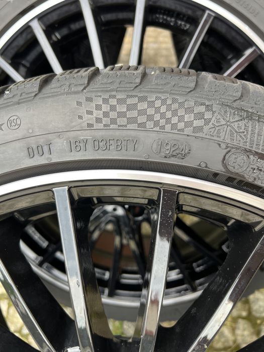 Kola 225/40 R19