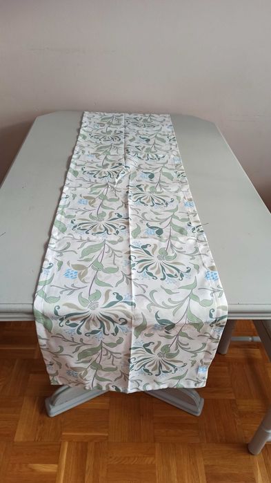 bieżnik na stół 40*180