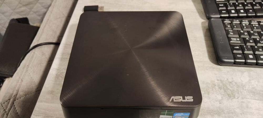Міні ПК ASUS VM-60 intel i5-3337u