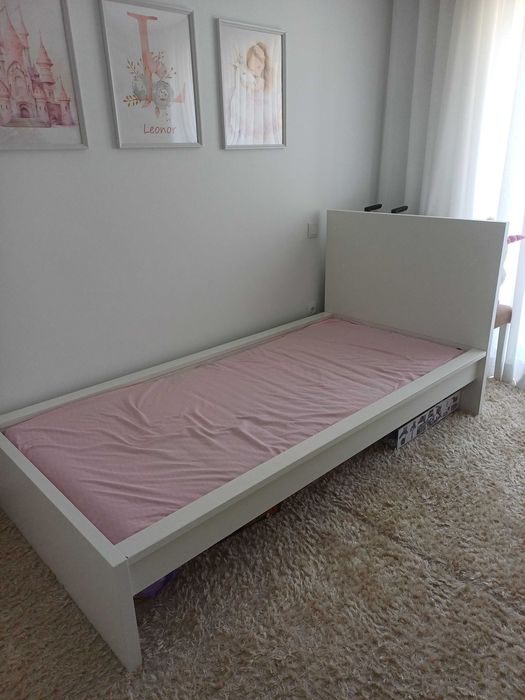 Cama solteiro sem colchão