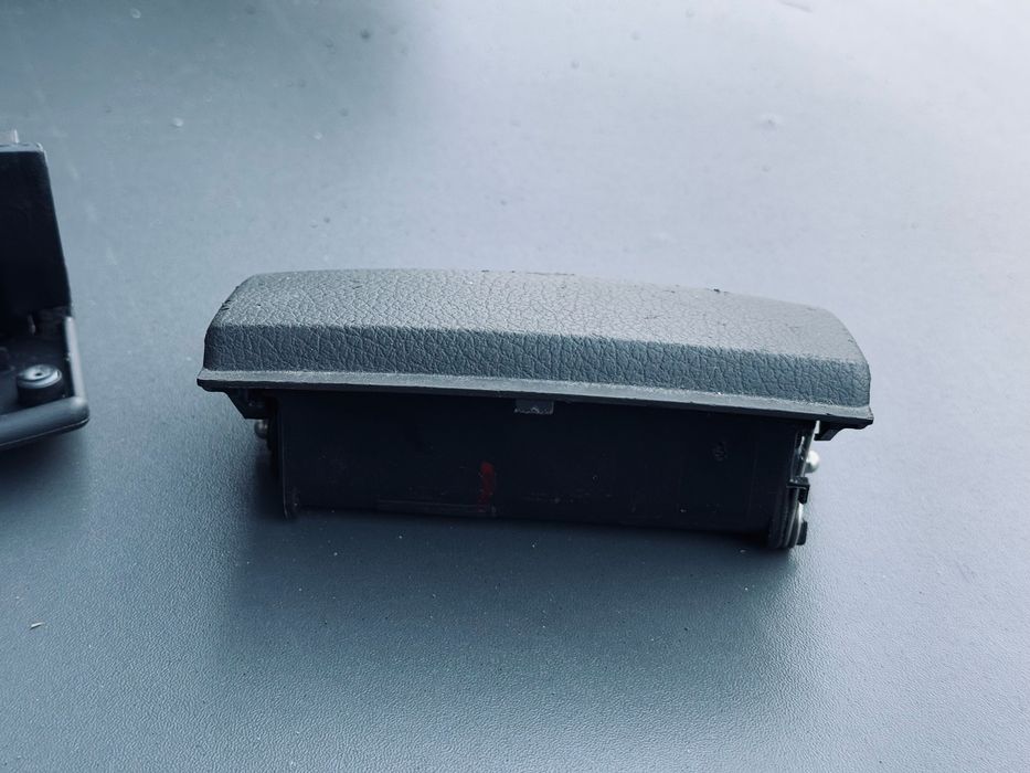 Попільничка Ауді А4 Б6 7 задня пепельниця Audi A4 B6 7 авторозборка