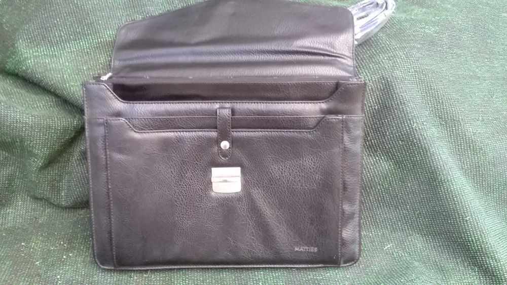 pasta em couro para documentos