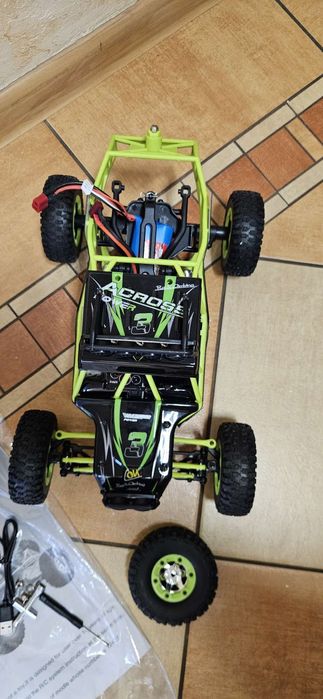 WLtoys 12428/12427 V2 (pilot led) 50km/h  crawler rc car