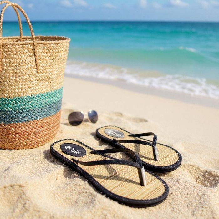 Klapki japonki damskie czarne błyszczące modne 4754 rozm. 40