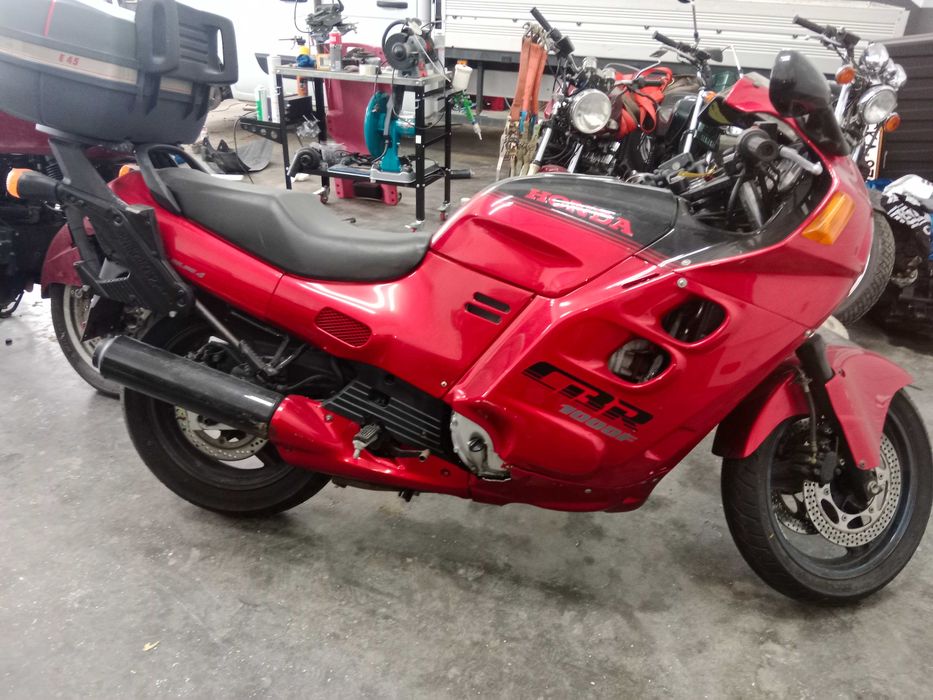 Honda cbr1000F cbr 1000 silnik felga gaźniki moduł tarcze lampa części