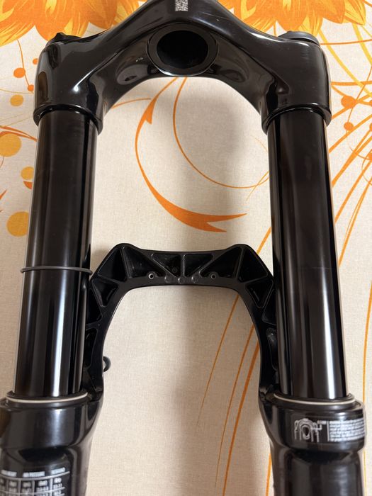 Marzocchi Bomber Z1 de 160mm de curso