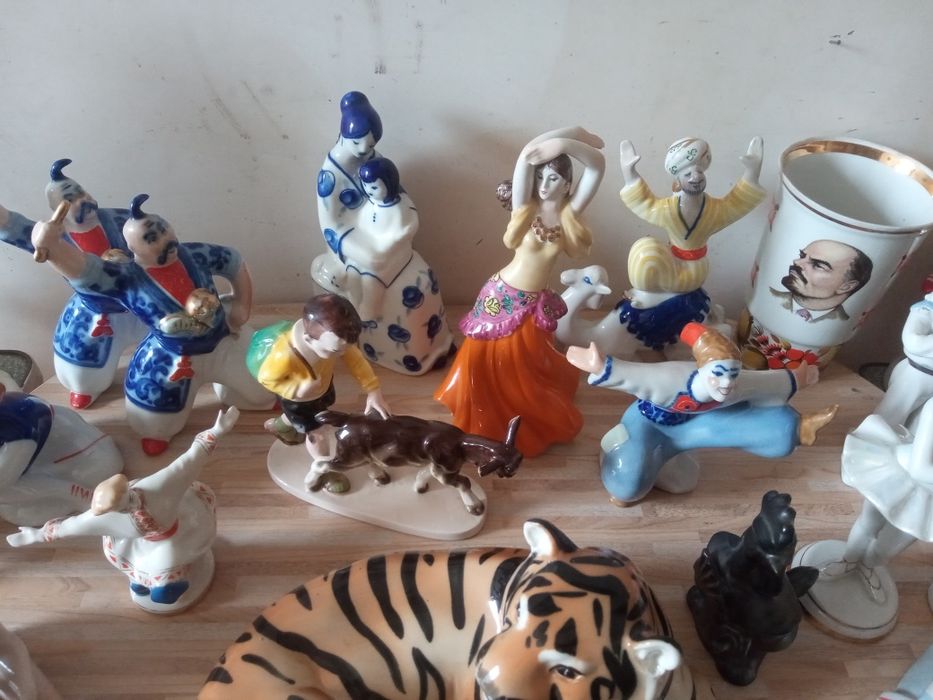 Статуэтка фигурка порцеляна фарфор