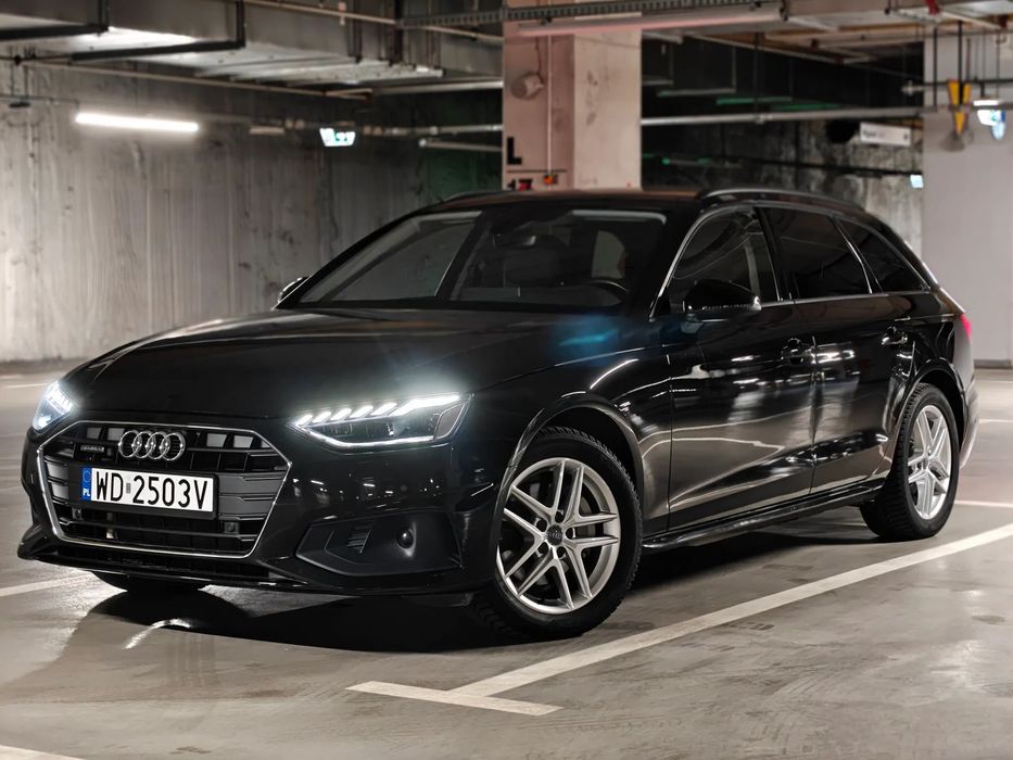 Audi A4 Avant Quattro LED Kamera El. Hak Webasto ACC VAT23% Ambiente El. Klapa bagaż