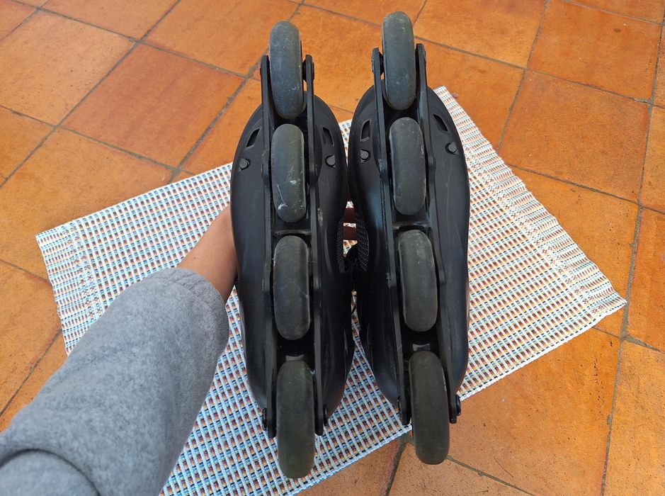 Patins Oxelo Adulto número 43 (Abec 5)