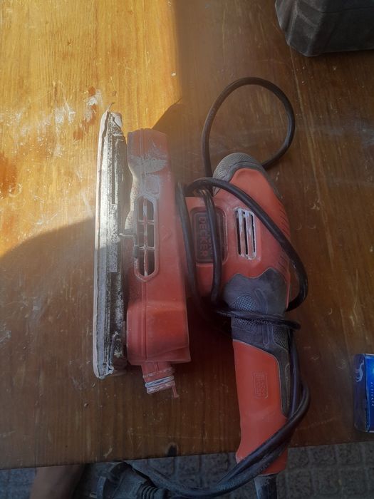 Lixadeira Black decker