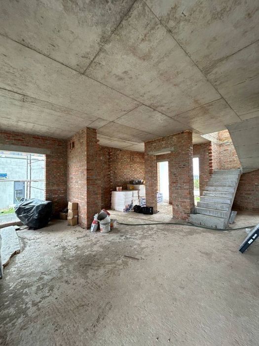 Продаж котеджу в масиві Грін Хілз