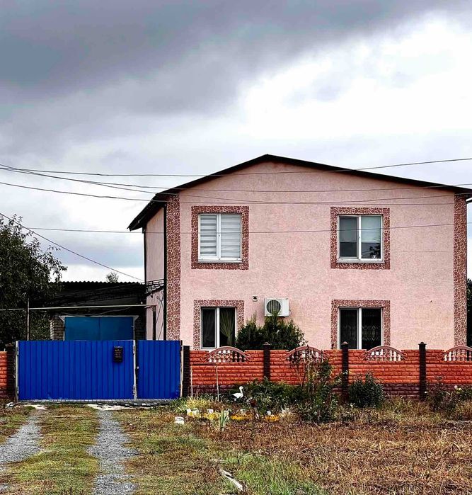 Продам будинок смт Радушне