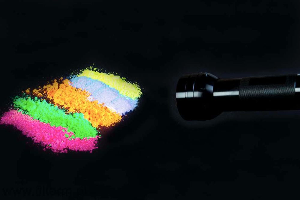 Proszek fluorescencyjny kontrastowy UV do filtrow