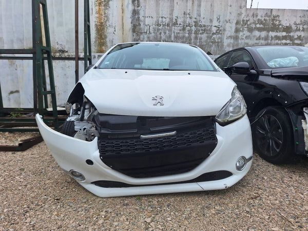 Peugeot 208 1.4 HDi Access | Carros Sinistrados / Gasóleo / Nacional