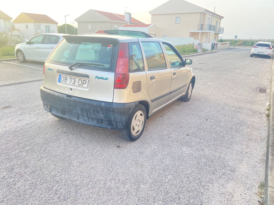 Fiat Punto carro impecável