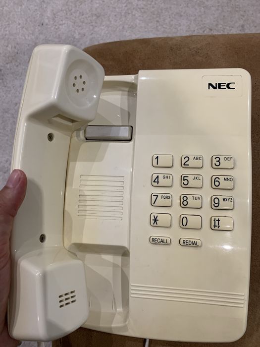 Telefone fixo antigo