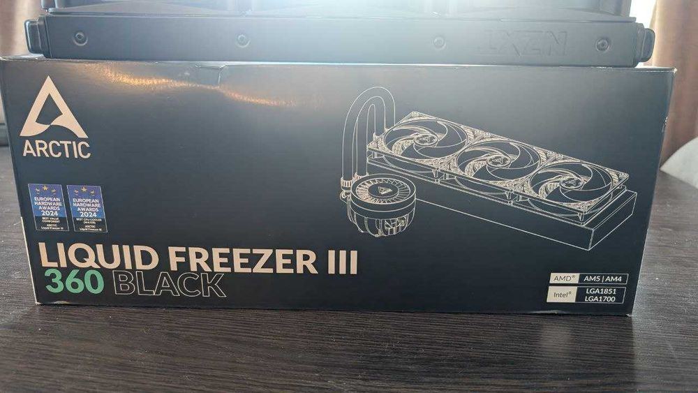 Система рідинного охолодження NZXT Kraken RGB 360 мм