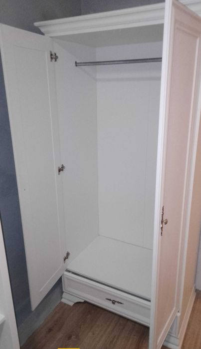 szafa biała dwudrzwiowa