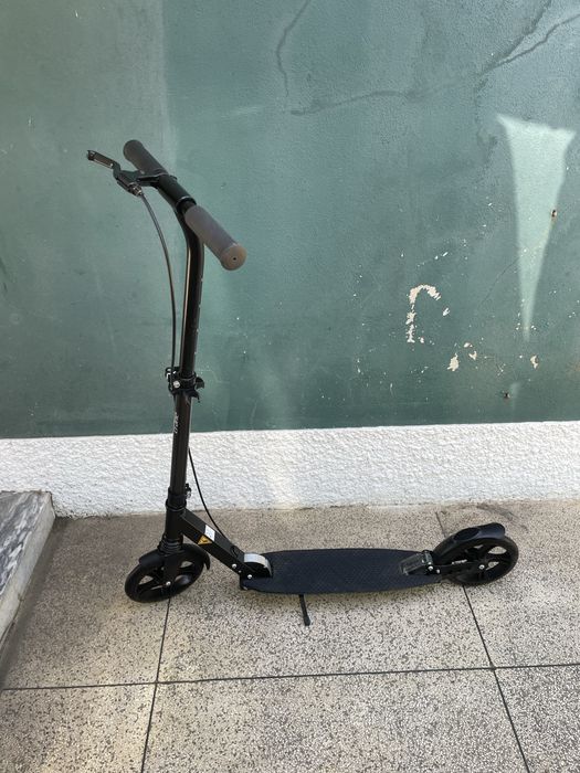 Trotinete com travões