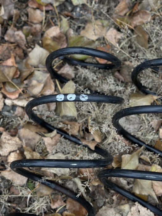 Передние пружыны для БМВ 3 Е46 320дизель М47 М47н Серые Метки