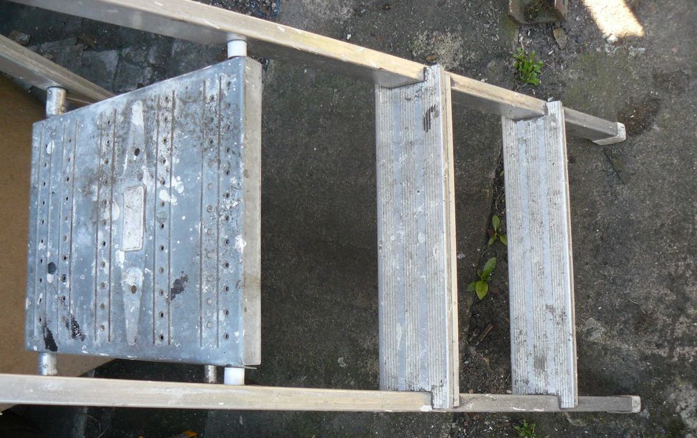 Narzędzia ogrodowe drabiny aluminiowe składane
