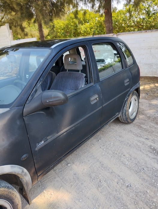 Opel corsa B 1.2 gasolina 1994 — photo 2