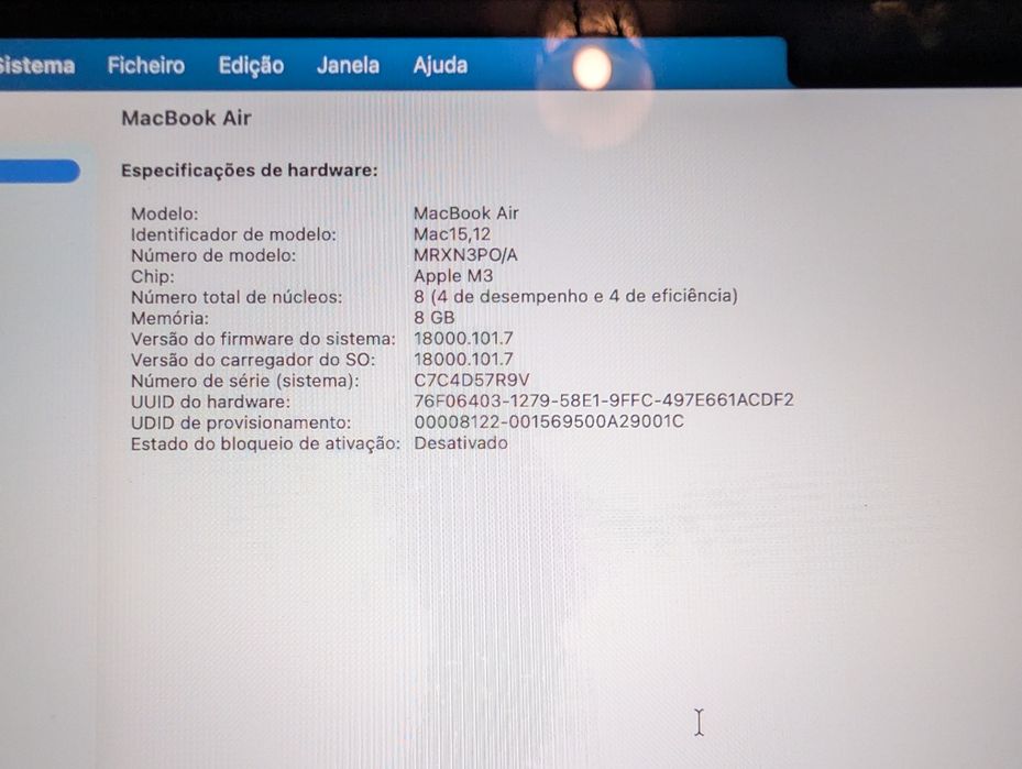 MacBook Air 13" M3 8C/8GB RAM/256GB SSD