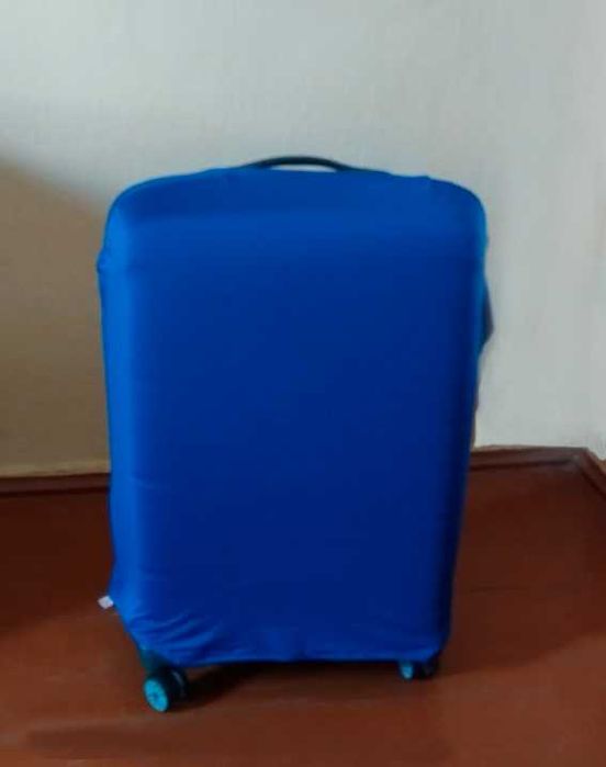 Чохол середній  для валізи