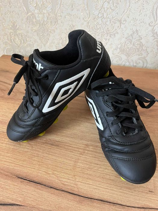 Футбольні бутси UMBRO 34р.