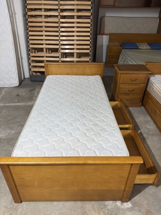 Cama solteiro+ colchão