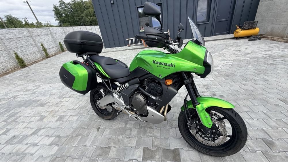 Kawasaki Versys 650 кубів