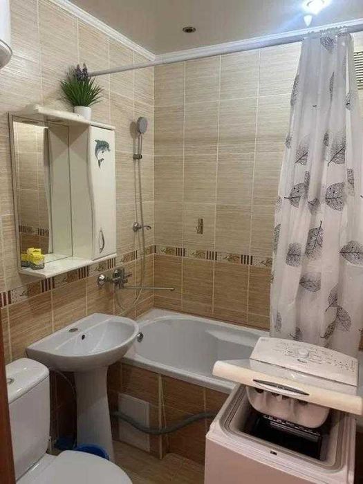 Продам 1 комнатную квартиру по улице Каденюка