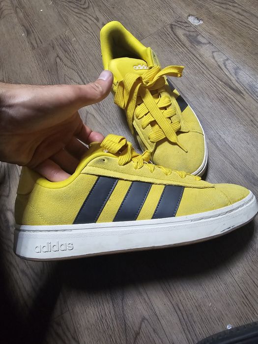 Adidas grand court yellow