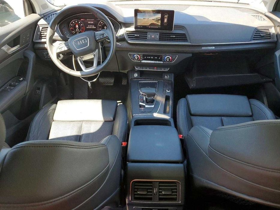 2018 Audi Q5 Prestige &