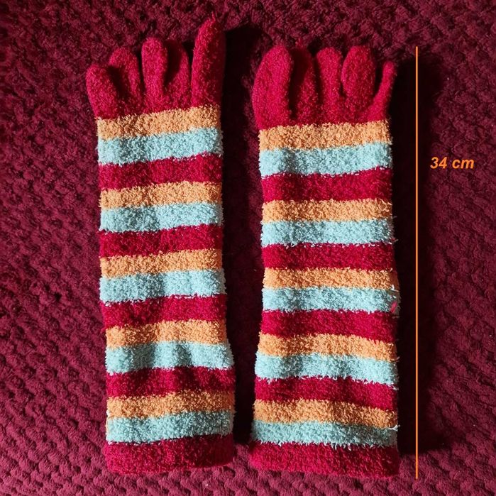 Grube bezuciskowe kolorowe skarpety z palcami rozm. 39-41