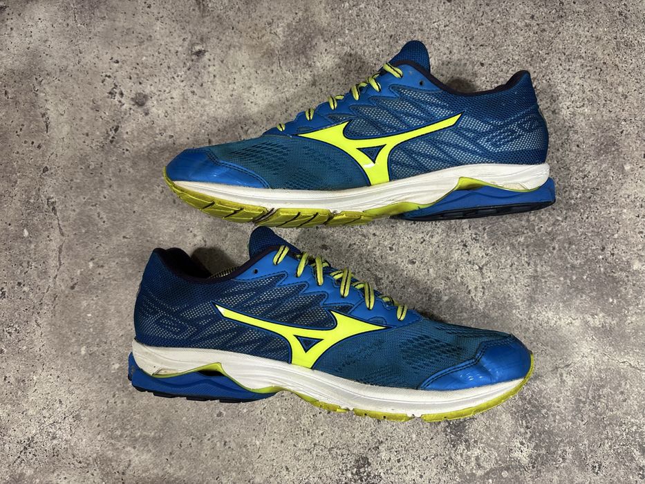 Кросівки Mizuno Wave Rider 20  44,5 р