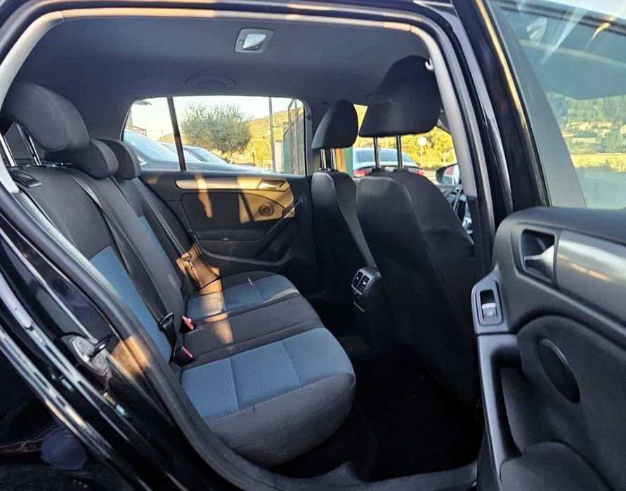 VW Golf 1.6TDi 110cv NACIONAL
