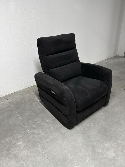 Poltrona reclinável elétrica
