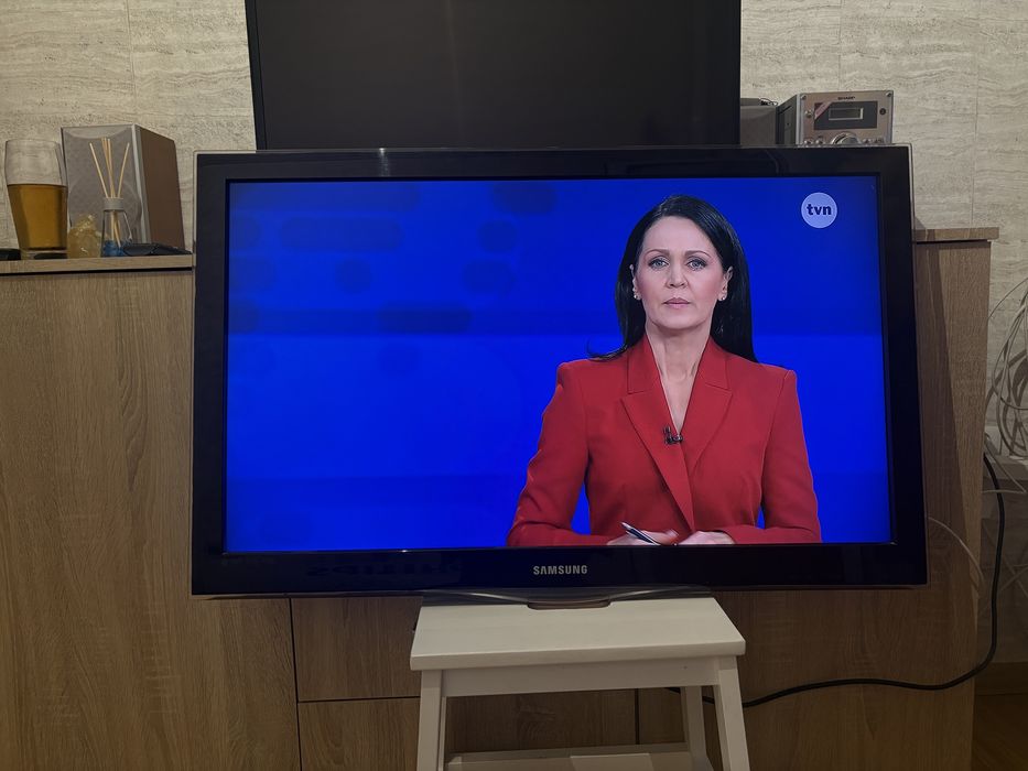 Telewizor samsung 37 cali