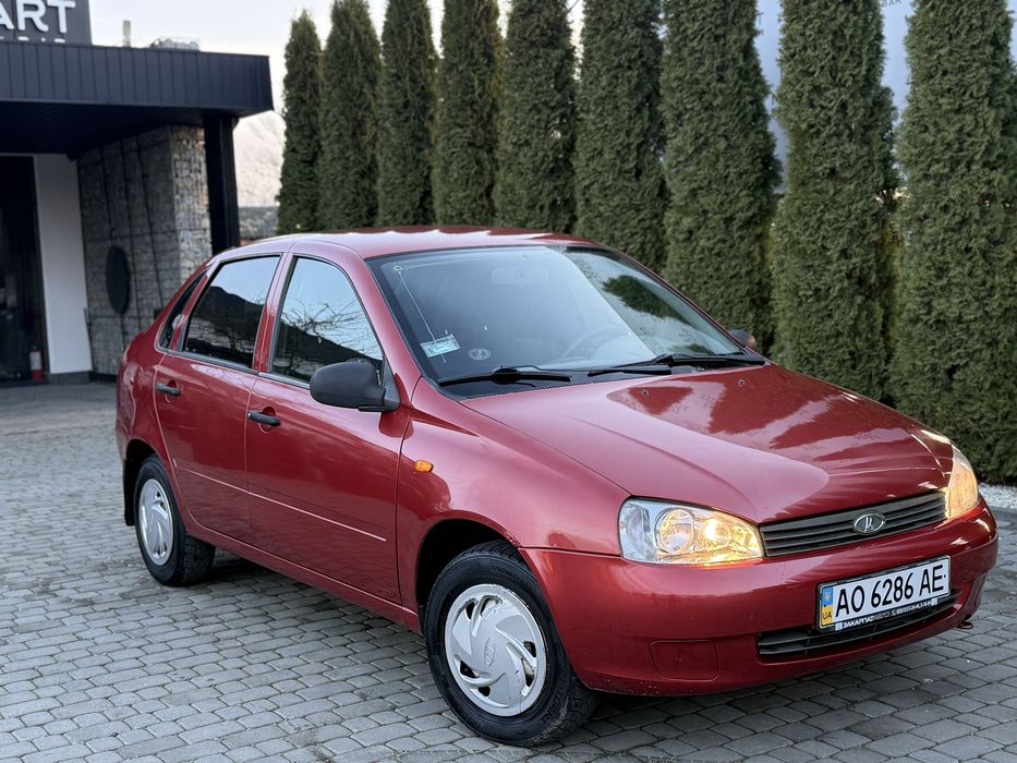 ВАЗ Лада Калина 2006 рік 1.6 Бензин в доброму стані !!!