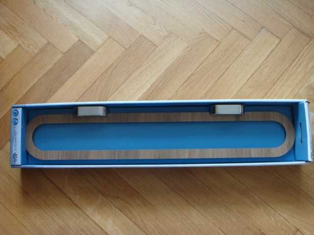 Bisk Bergen wieszak na ręcznik 60 cm chrom/drewno