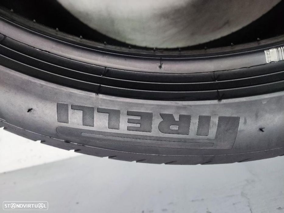 2 pneus semi novos 295-35r21 pirelli - oferta dos portes