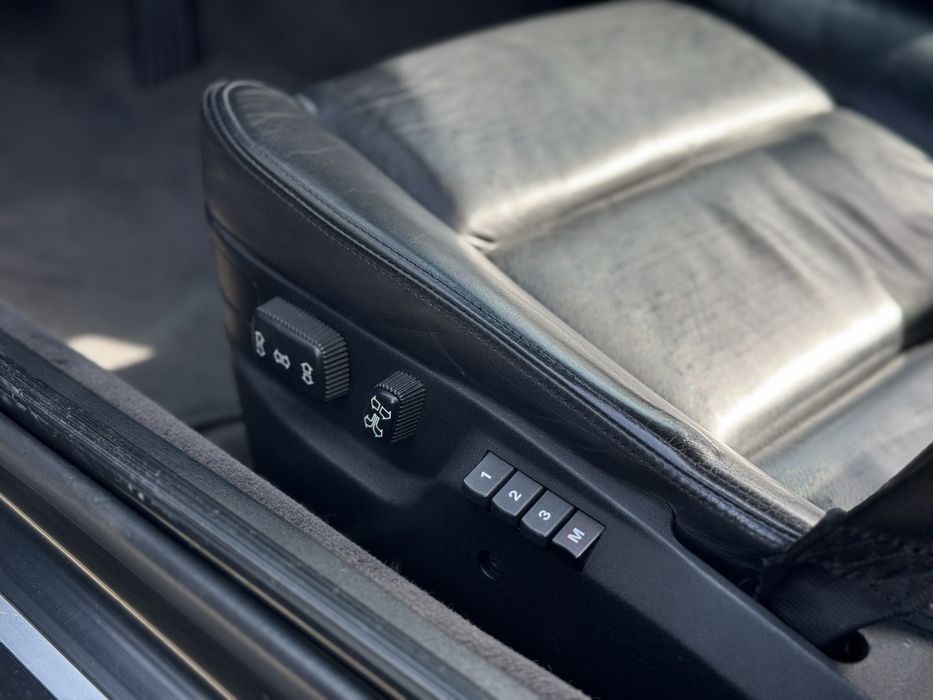 BMW 850i E31 | V12 Caixa Manual | NACIONAL