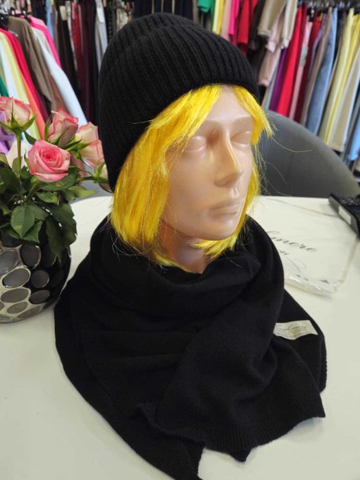 Komplet czapka i szalik czarny, r. Uni kaszmir Italy !!!