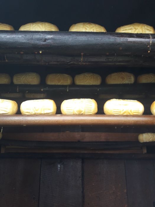 Siara kozia, Kozie oscypki ,mleko,bundz.